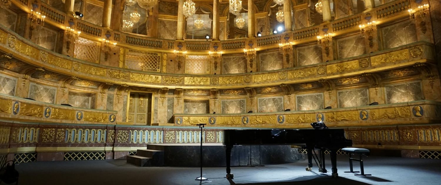 Lightdesign for Metropolitan Operas "Three Divas at the Opéra Royal du Château de Versailles, Worldwide Live from Versailles