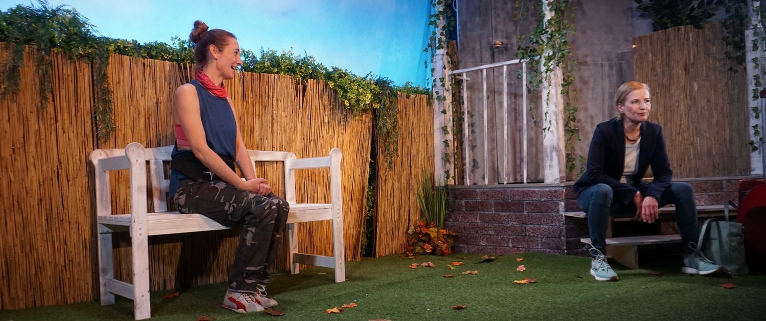 Ralf Waplers Lichtdesign für "Falsche Schlange" Thriller von Alan Ayckbourn, im Blutenburgtheater München