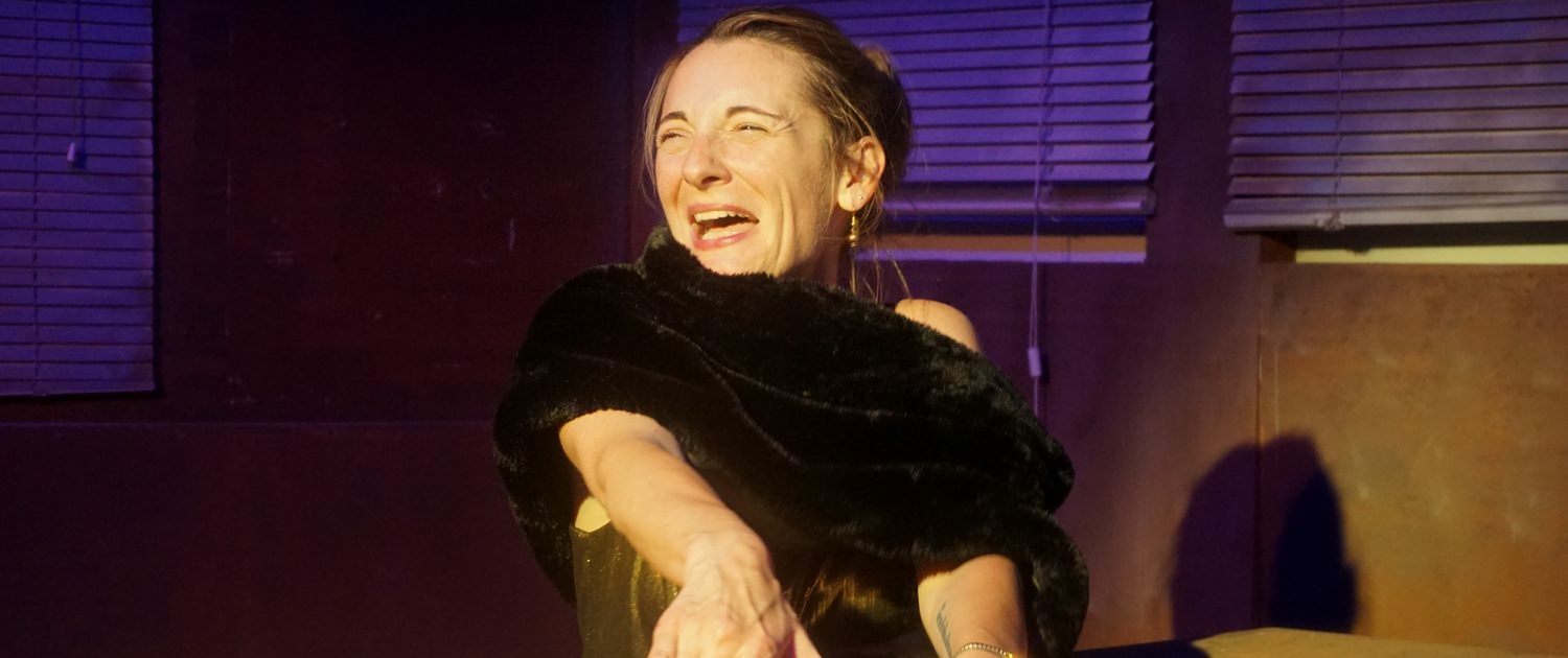 Film Noir-Licht von Ralf Wapler für Schnüffler Sex und schöne Frauen, Blutenburgtheater München