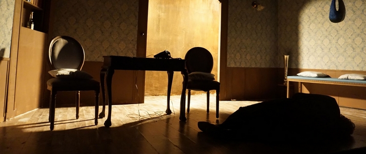 Lichtdesign von Ralf Wapler für die Produktion "Das indische Tuch" von Edgar Wallace im Blutenburgtheater München