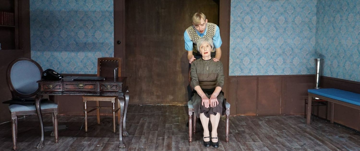 Lichtdesign von Ralf Wapler für die Produktion "Das indische Tuch" von Edgar Wallace im Blutenburgtheater München